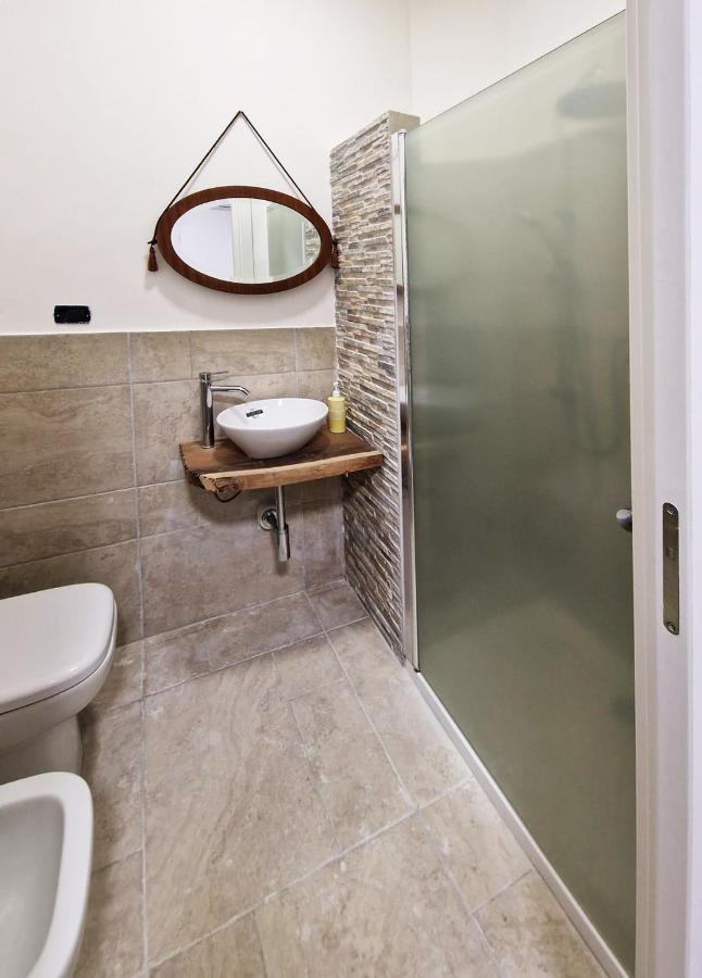 Saint George'S House 3 Bari Apartment ภายนอก รูปภาพ